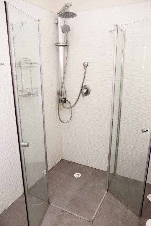 Holiday Studio Apartment Near The Baha ' I Gardens Haifa Exterior photo
